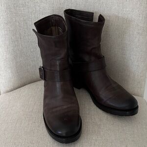 Frye Boots - gray/ brown
